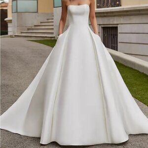 NWT Pronovias Jory Wedding Gown